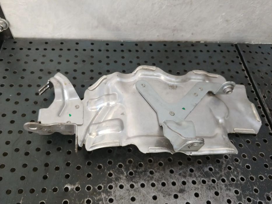 scut protectie termica motor 2.0b 260920 mercedes a-class a35 amg w177  euro 6 a2601540800