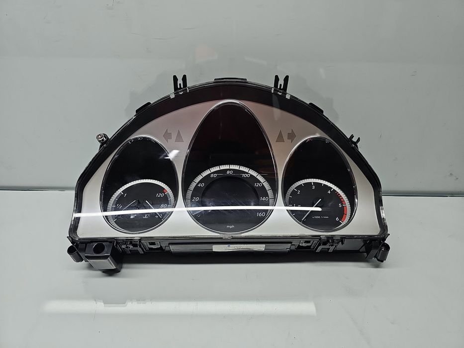 Ceas bord Mercedes Clasa C (W204) [Fabr 2007-2014] A2044400111