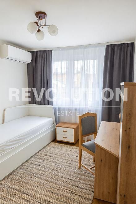 Дава се под наем Тристаен апартамент в Варна, Окръжна болница - 85 кв.м за 650 € - Снимка #2