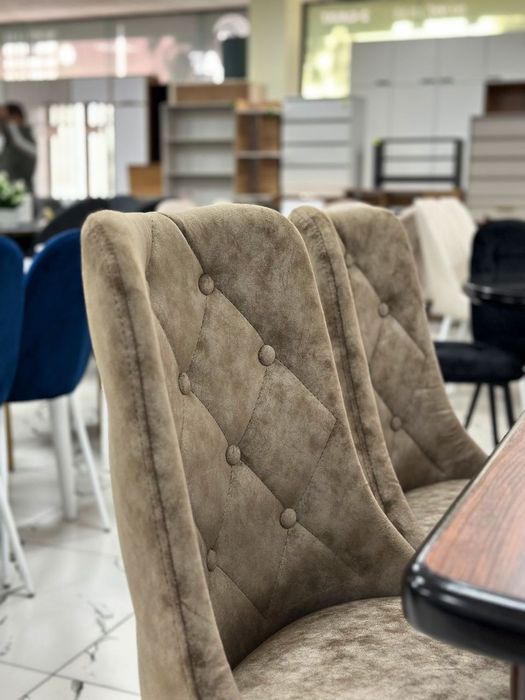 Стол и стулья комплект