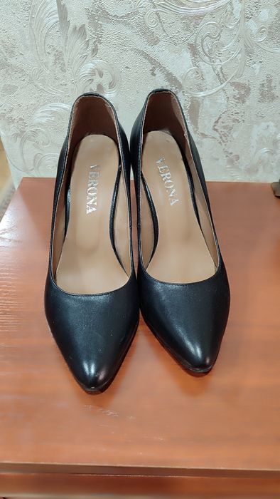 Продам туфли женские