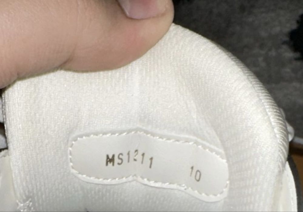 Adidasi Louis vuitton