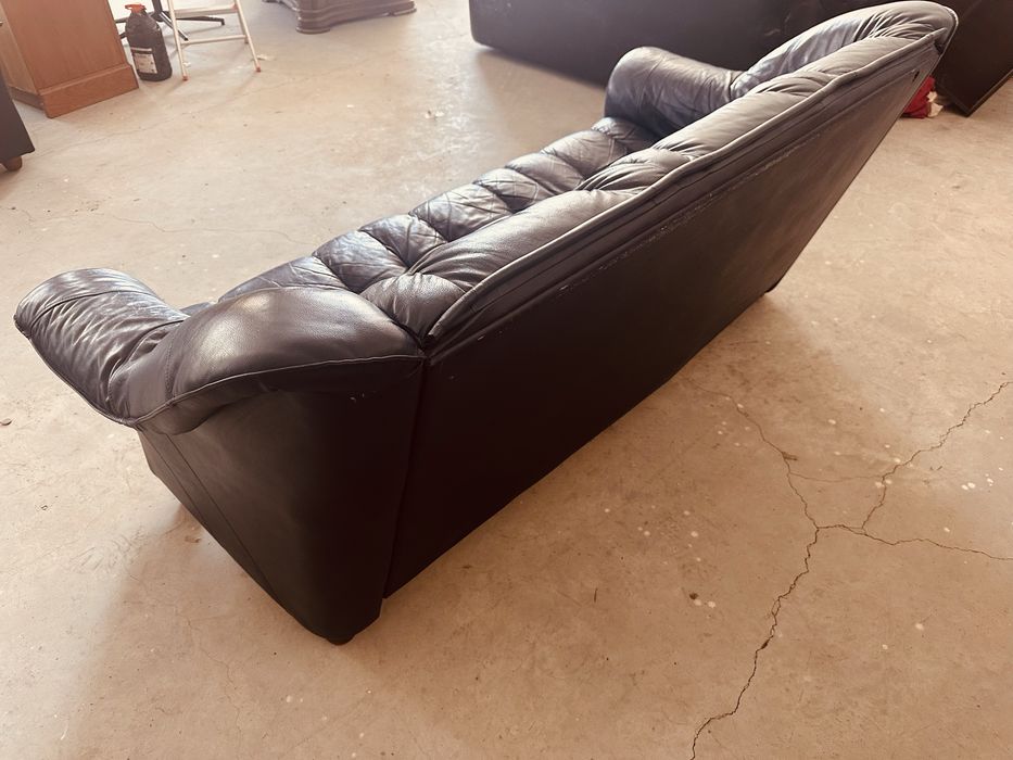 Винтидж кожен диван – италиански дизайн, Natuzzi style, внесен от Швеция