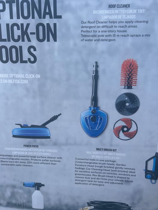 Vând Karcher Nilfisk profesional .