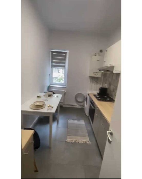 Ultracentral camera libera in apartament decomandat cu 2 camere (5 min UMF)