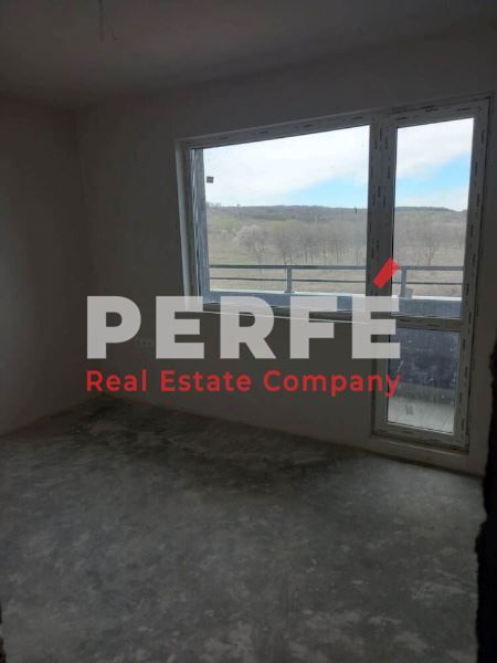 Продава се Тристаен апартамент в Бургас, Меден рудник - зона Б - 112 кв.м за 1100 €/кв.м - Снимка #3