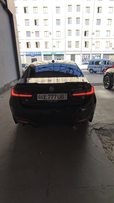 BMW i3 pnevma sotiladi