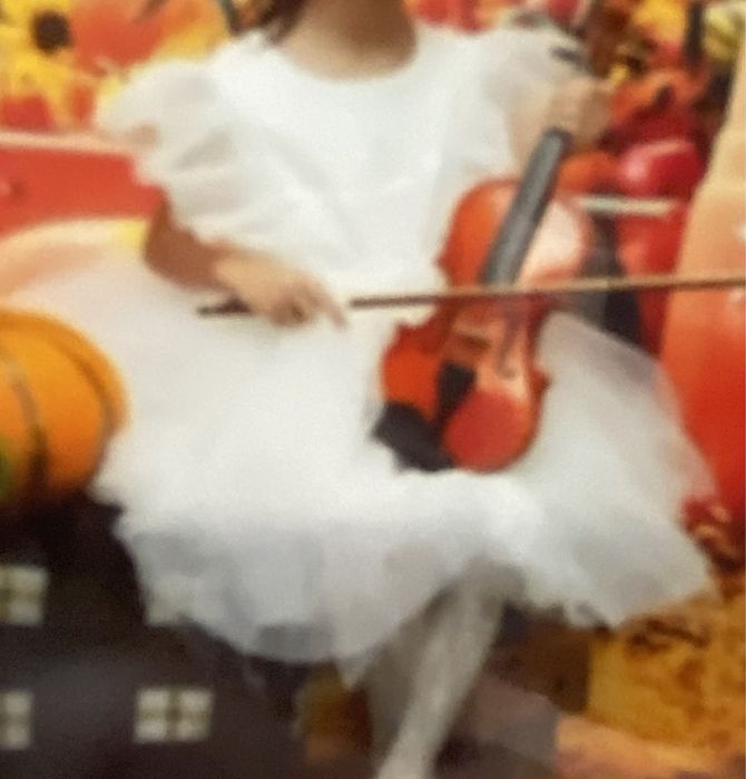 Белое платье размер 100-110