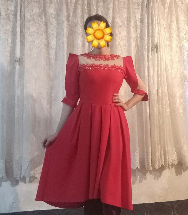 Vicherni kõylak rangi qizil