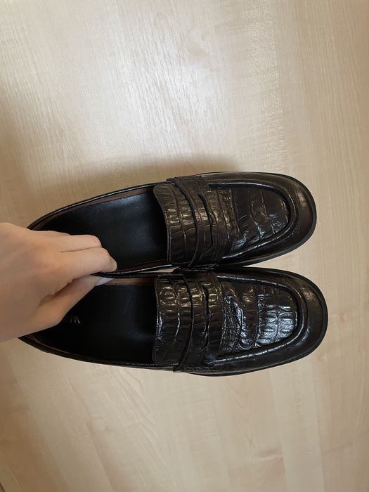 Лоуфъри естествена кожа Zara
