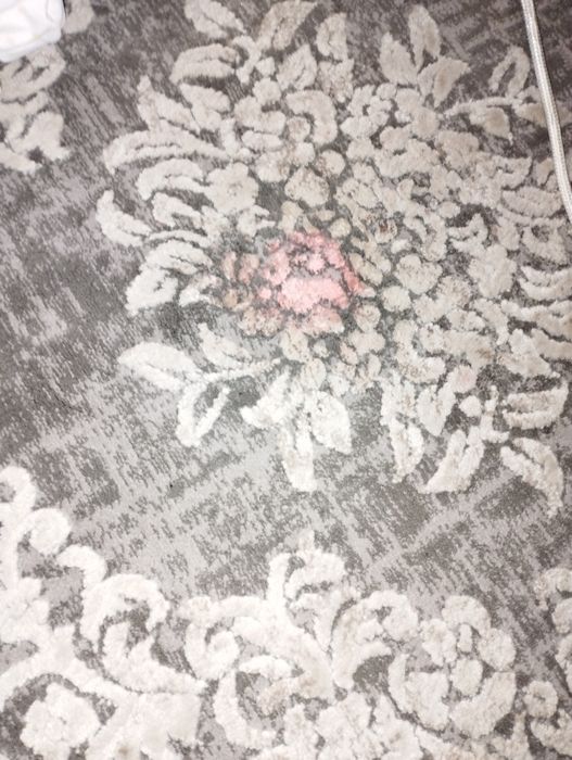 Ковер 2*4 в хорошем состоянии