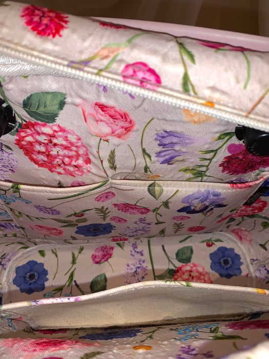 Розова дамска чанта O bag