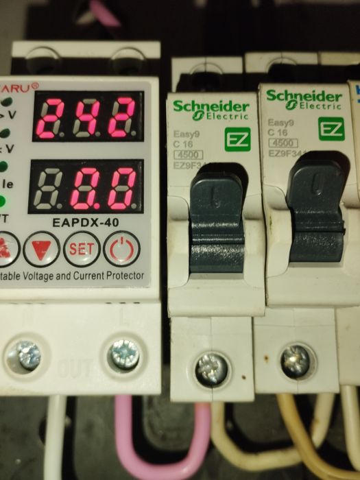 Реле напряжения.Защита от скачков высокого и низкого напряжения,обрыва
