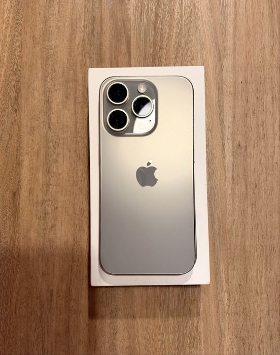 Iphone 15 Pro, 128 gb Natural Titanium, neverlocked