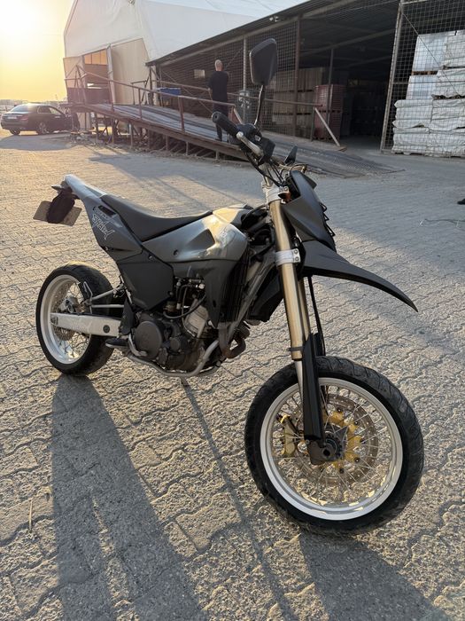 Husqvarna Sm610ie 2007 - 6000 km (Schimb)