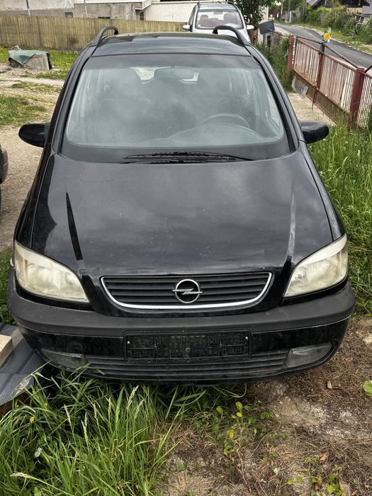 Opel zafira pentru dezmembrat