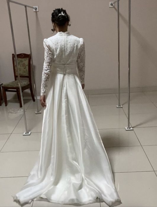 Красивое платье ручной работы