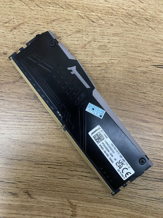 Kingston Fury DDR5 16Gb  Operativka