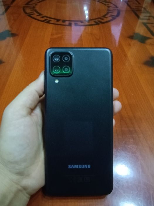 Samsung Galaxy A12