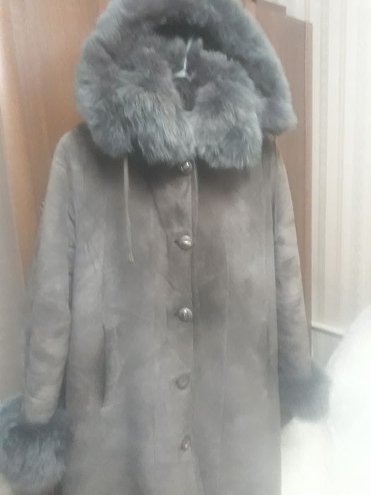 Продам женскую дубленку