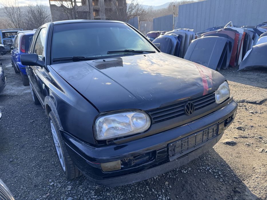 Vw Golf III 1.8i 90hp 1996г На Части