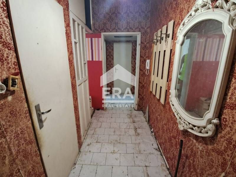 Продава се Двустаен апартамент в Варна, Възраждане 3 - 58 кв.м за 1466 €/кв.м - Снимка #7