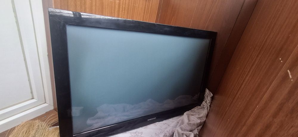 Продам телевизор плазменный