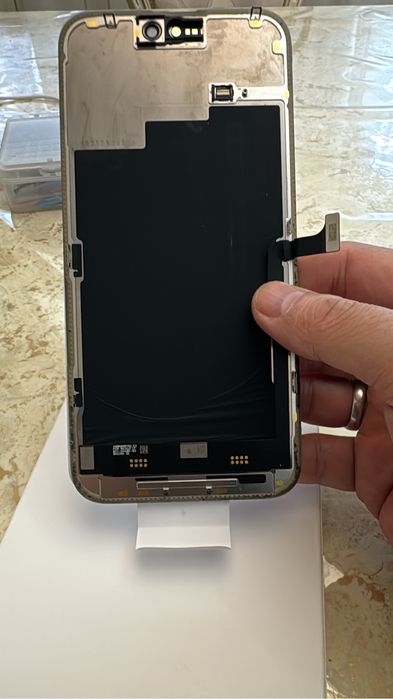 Продам экраны на Iphone