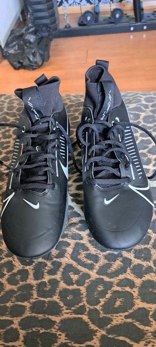 Футболни бутони найк