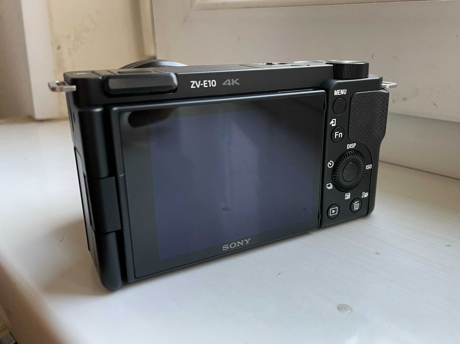 Цифровой фотоаппарат Sony zv-e10+объективы