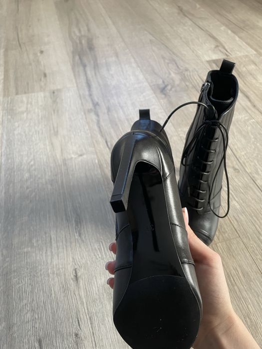 Продам новые сапожки