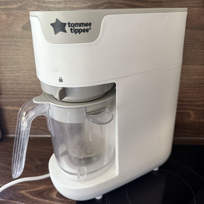 TOMMEE TIPPEE Уред за готвене на пара и блендер QUICK COOK