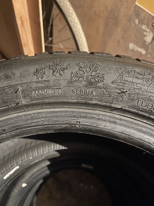 Зимние шины комплект