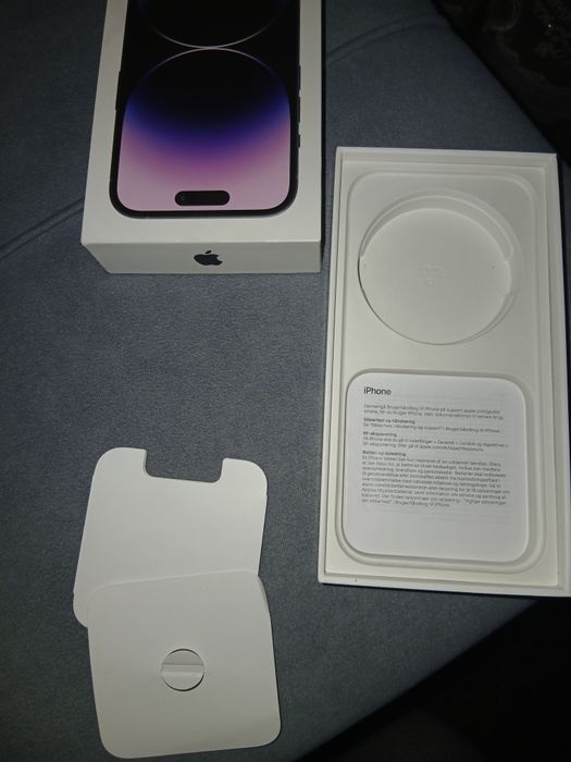 Продам коробку от айфона 14 pro