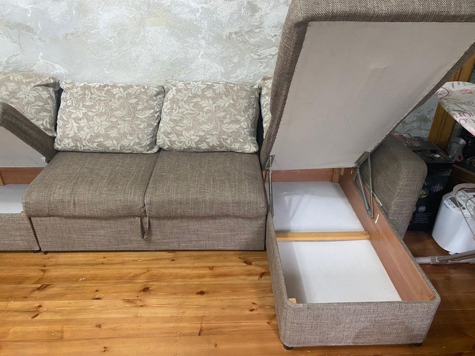 Диван угловой         _