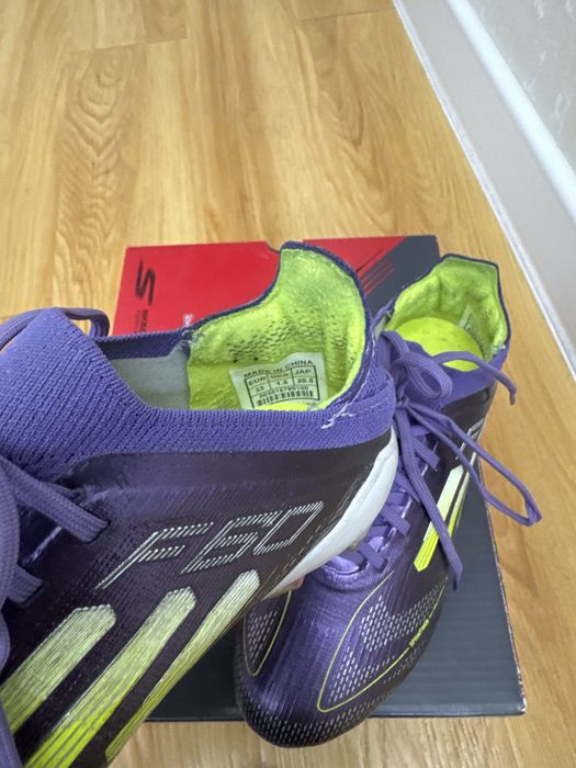 Butsi futbol  бутсы