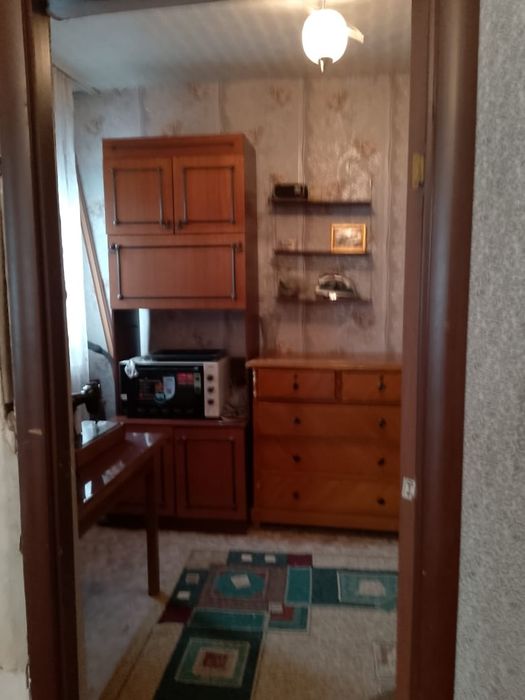 Продам 1/4 дома на компасе