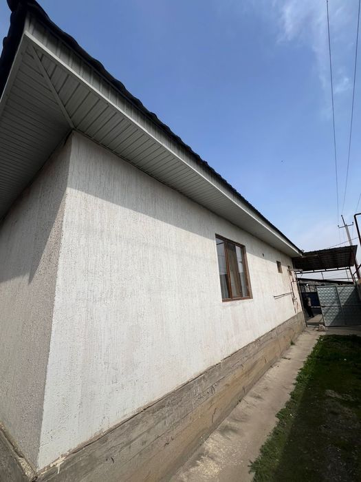 Үй сатылады, трещинасы бар