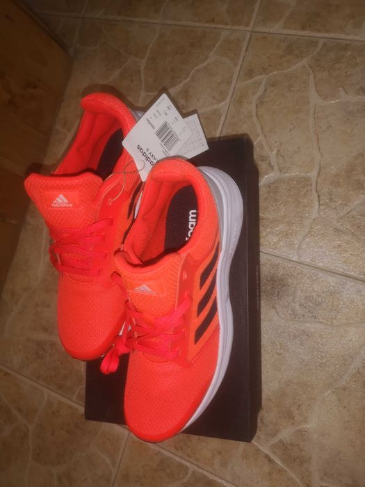 Маратонки Adidas Galaxy 5