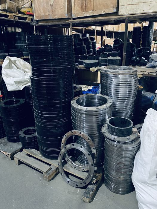 Фланцы из Китая всех размеров.