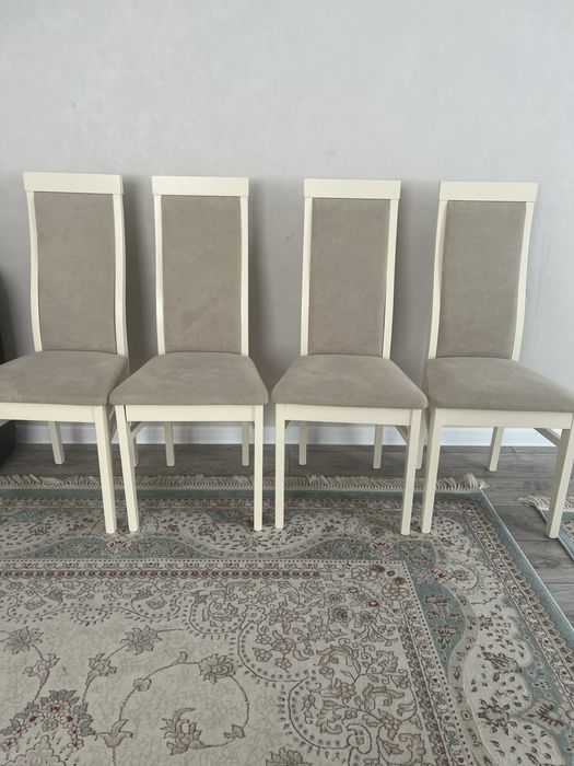 Стулья мягкие б/у