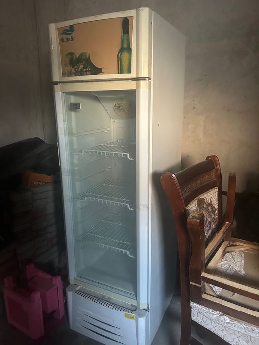 Продается холодильник для напитков