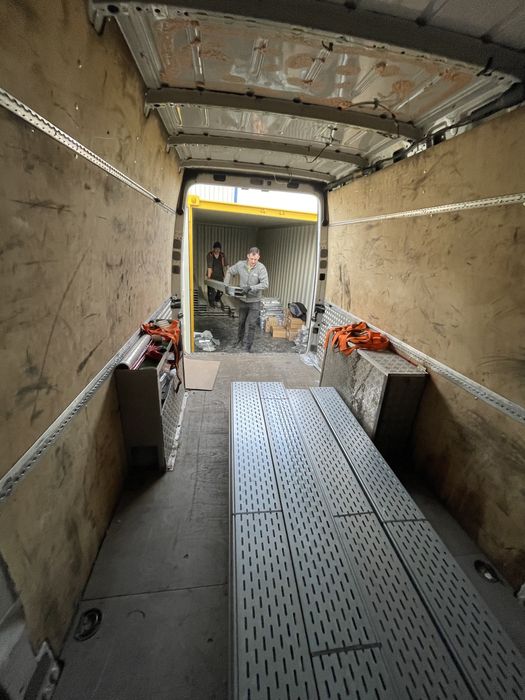 Transport materiale de constructii/marfa/mobila Oradea