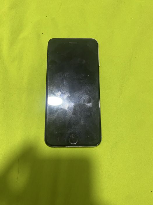 продам айфон 6 в хорошем состоянии