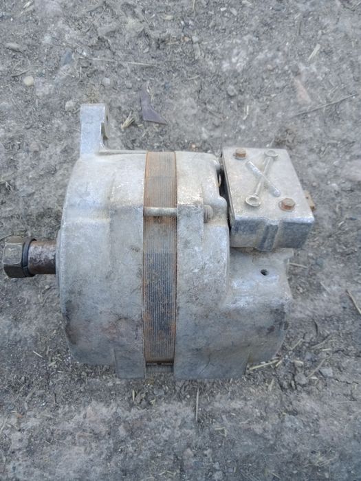 Продам генератор на советский автопром.