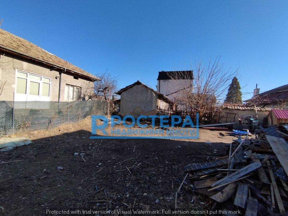 Продава се Парцел в Търговище, Вароша - 141 кв.м за 461 €/кв.м - Снимка #1