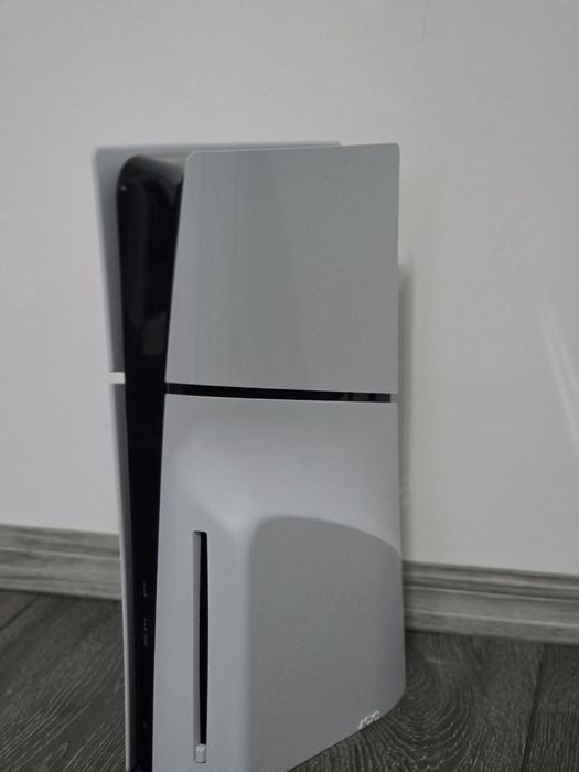Vand PS5 Slim Impecabil