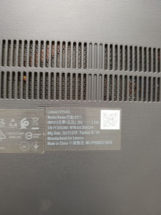 Ноутбук Lenovo  Клавиатура Мышь биргаликда сотилади