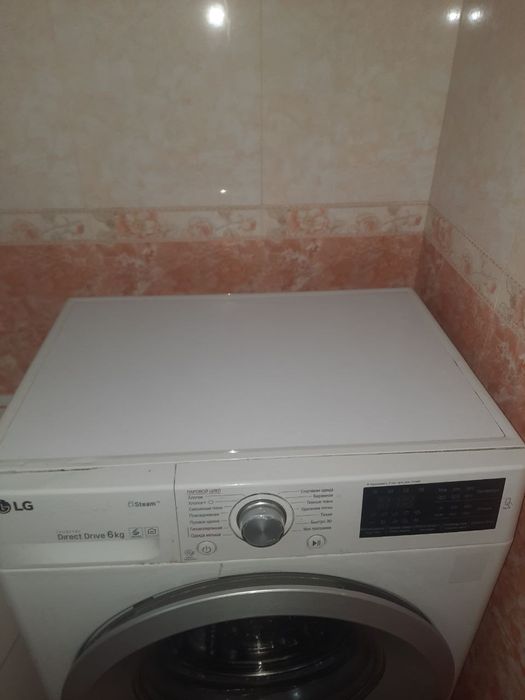 Продаётся стиральная LG 6кг б/у