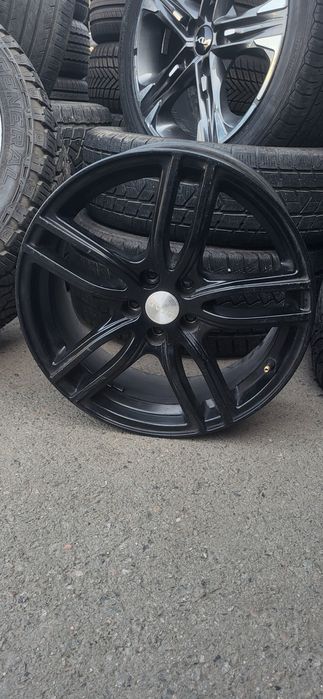 Продам диск комплект 4шт, R17